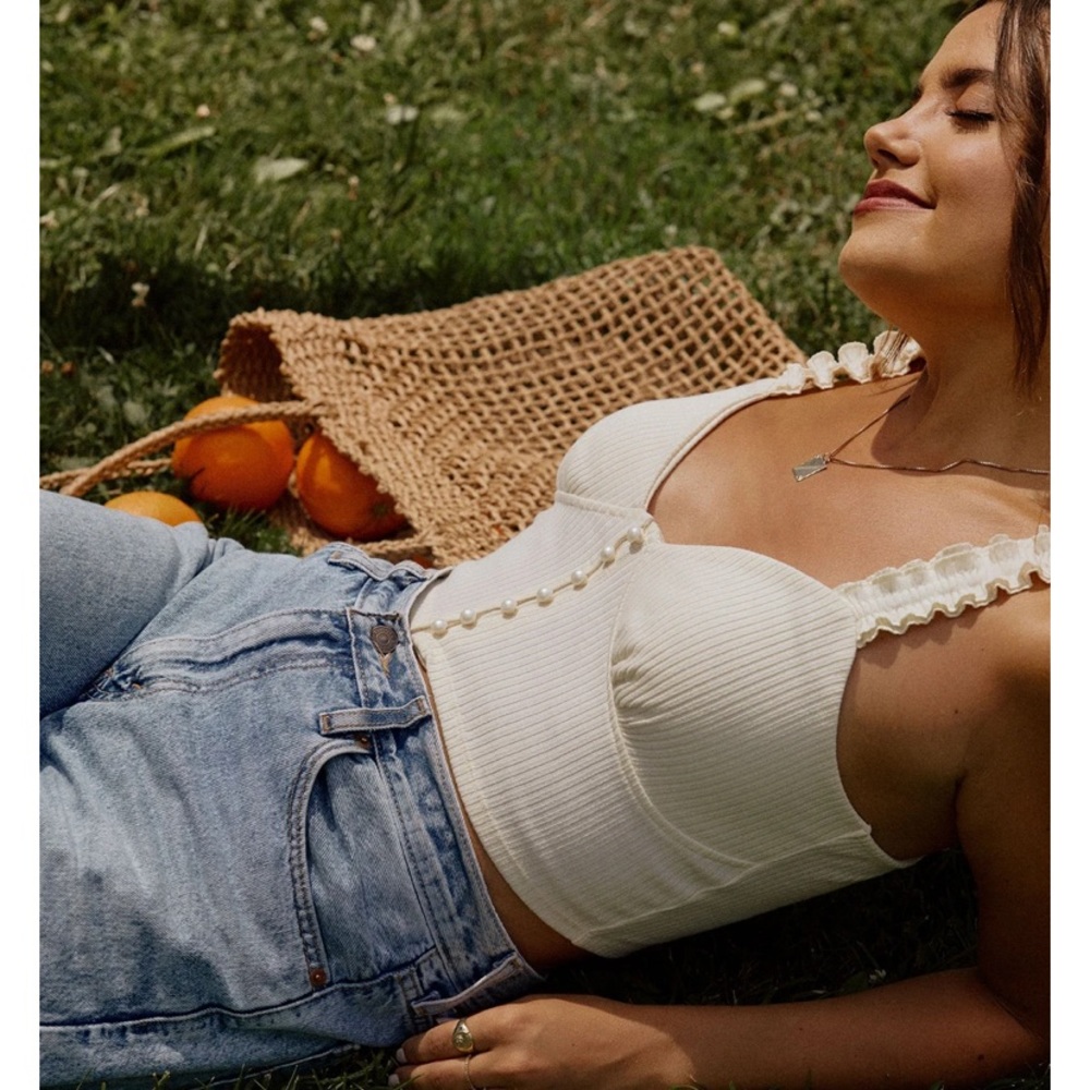 Backyard Roses Dacey Top